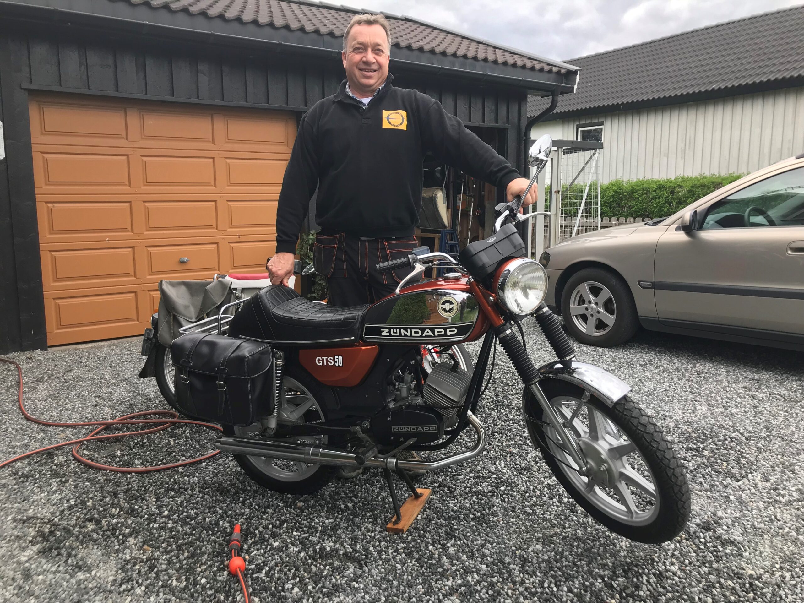 Øystein Jegeruds 1978-modell Zündapp har en sjelden farge, som bare var tilgjengelig dette produksjonsåret. Mopeden hadde ligget i deler i årevis før han kjøpte og restaurerte den.