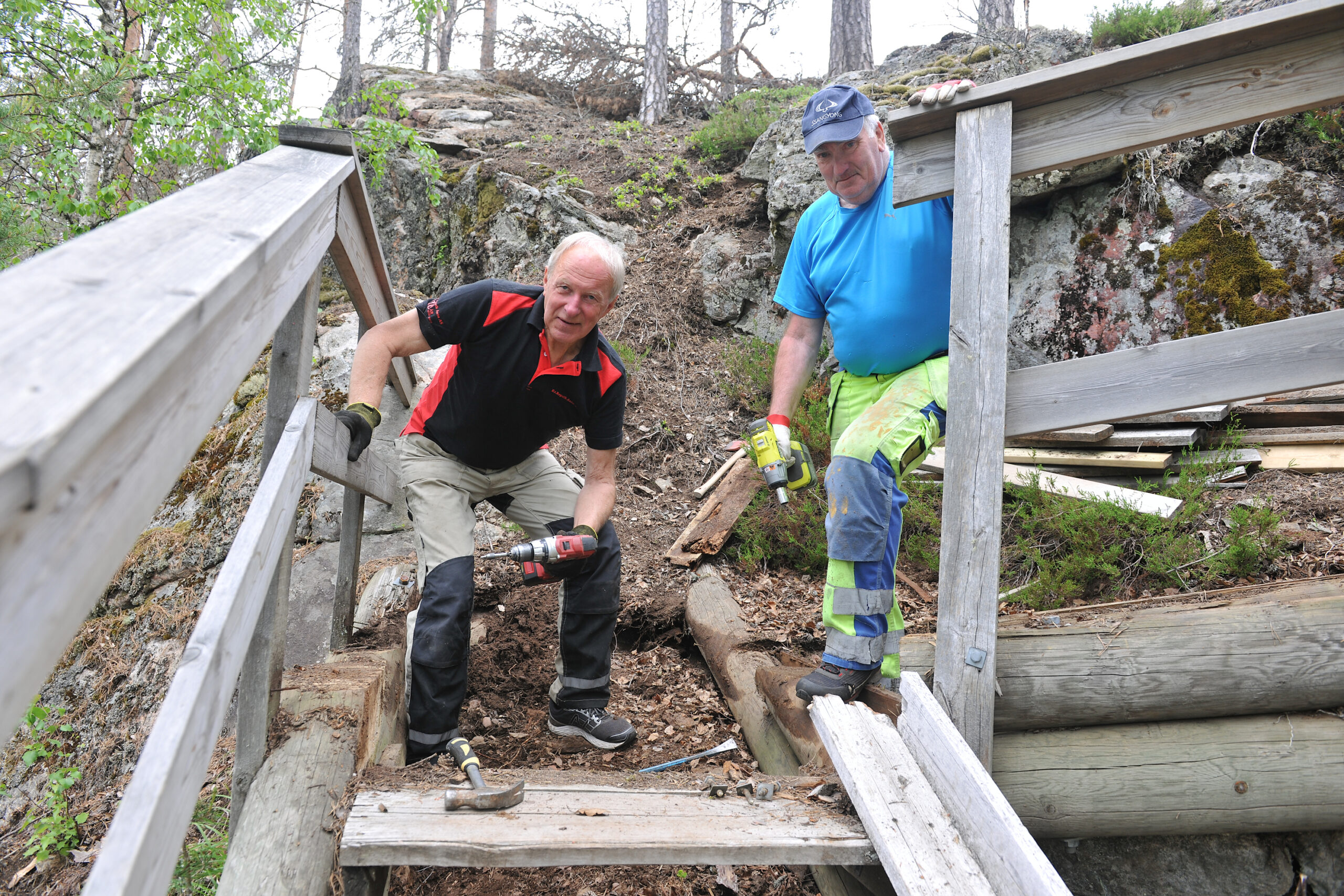 Noen bygger og noen river – Yngve Sørpebøl og Bjørn Solli.