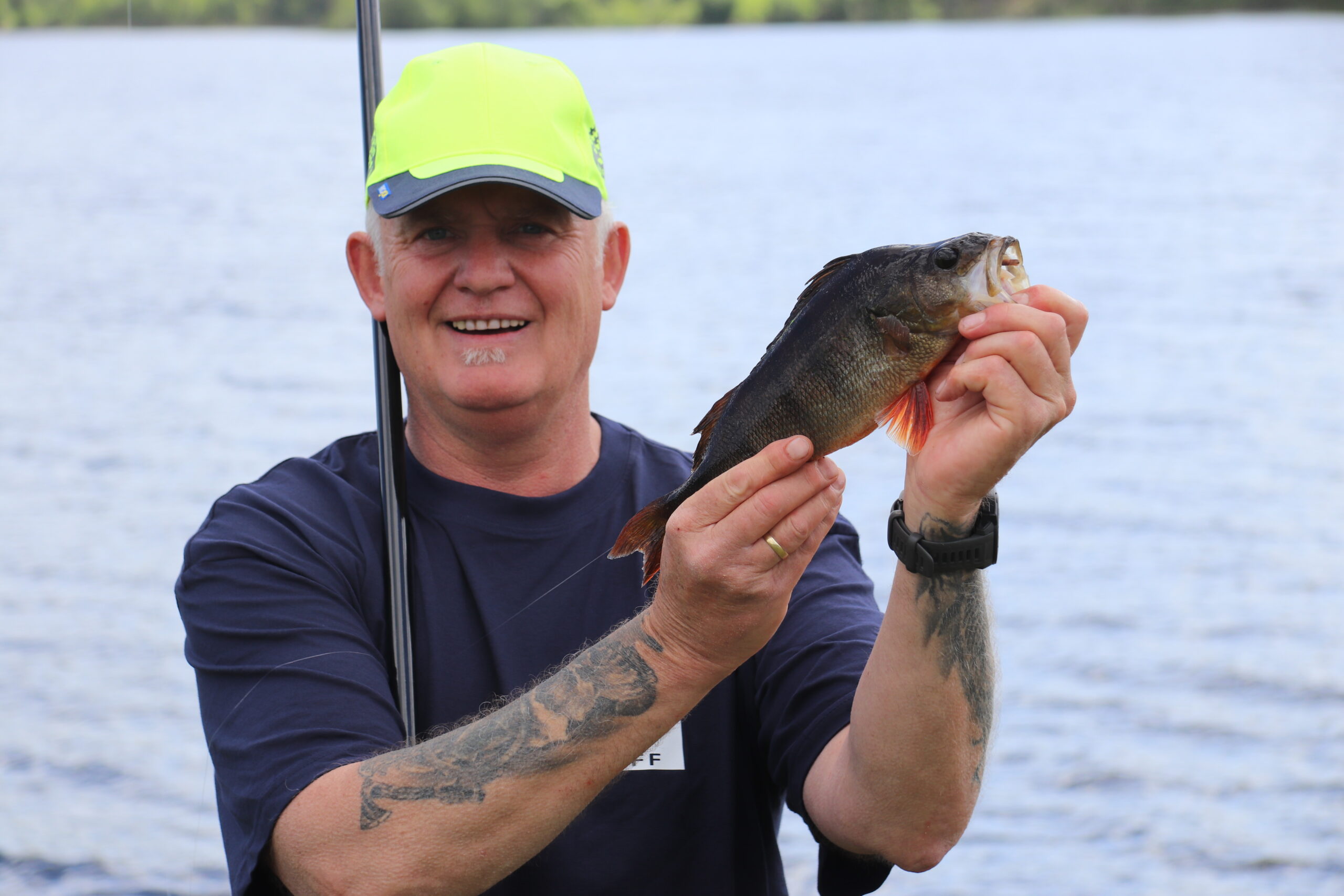Vaksin øbbør for Finn Willy Eriksson, leder av fiskegruppa i Vestmarka Jeger og Fiskerforening (VJFF).