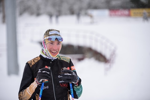 Kunderådgiver Bård Eskil Bjørndalen kombinerer fulltids sommerjobb som bankrådgiver med 20-timers treningsuker.