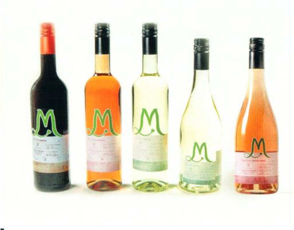 Max Ivan AS' vinkolleksjon består av, fra venstre, rødvin, rosévin, hvitvin, musserende vin og musserende rosevin fra en vingård i tyske Mosel.
