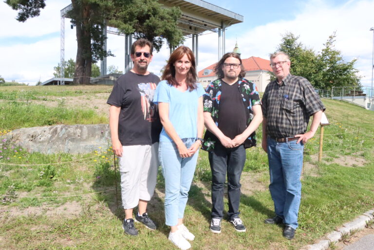 Ovlien og Roos har besøk av Stine Raaden og Pål Terje Antonsen i ukens Kulturstreif.