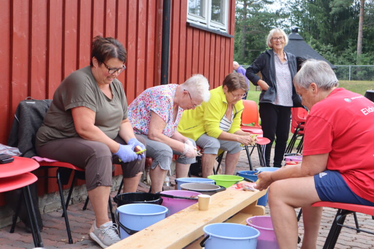 Det skrelles for fullt på Matrand. Til helga er det fotballcup.