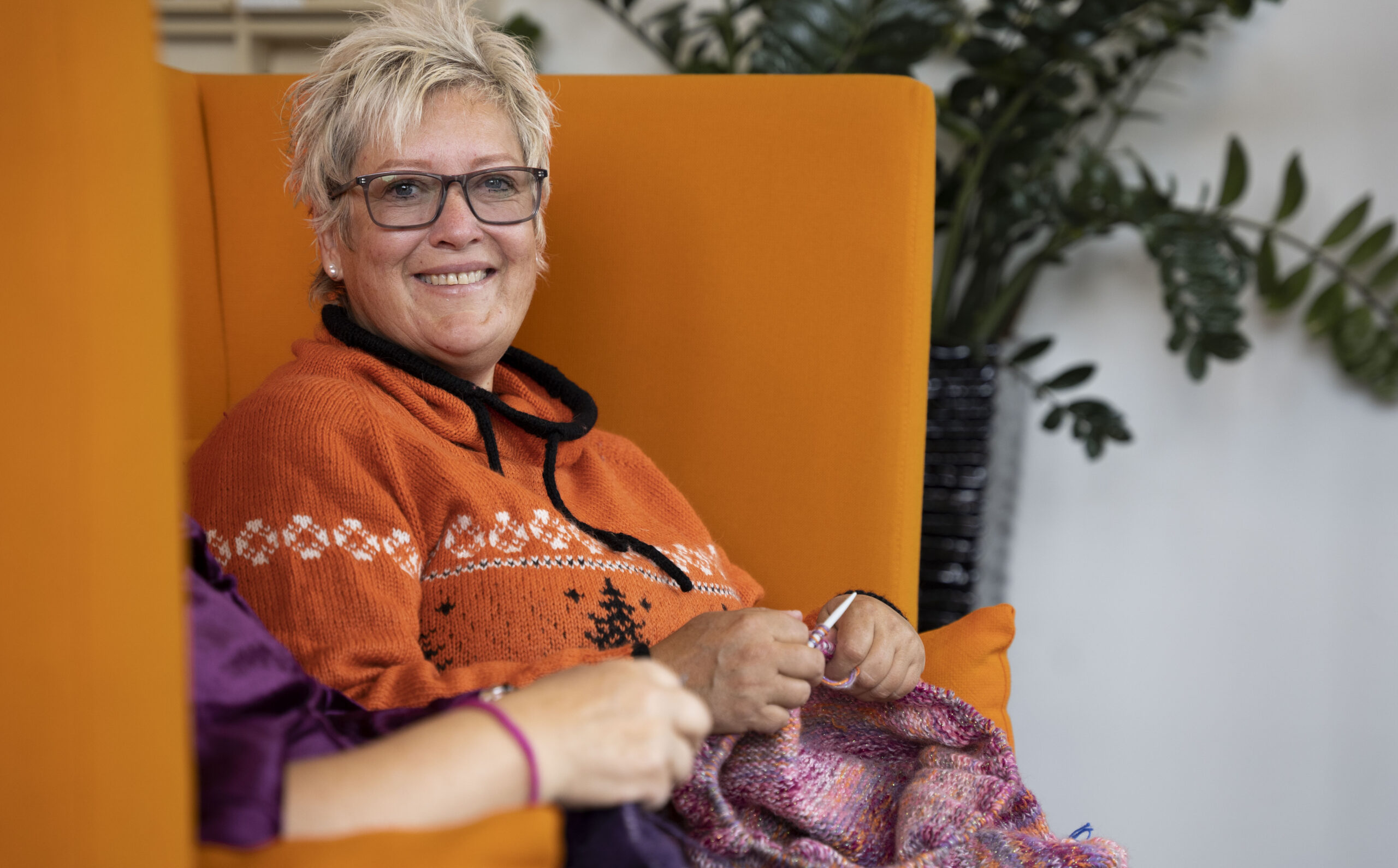 Elisabeth Solli har strikket så lenge hun kan huske. Det er også hun som har laget mønsteret til Eidskog-genseren.