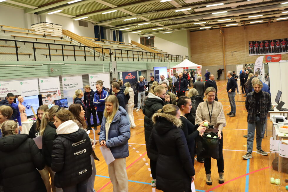Utdanningsmesse arrangert av Vinger Rotary i vinter.