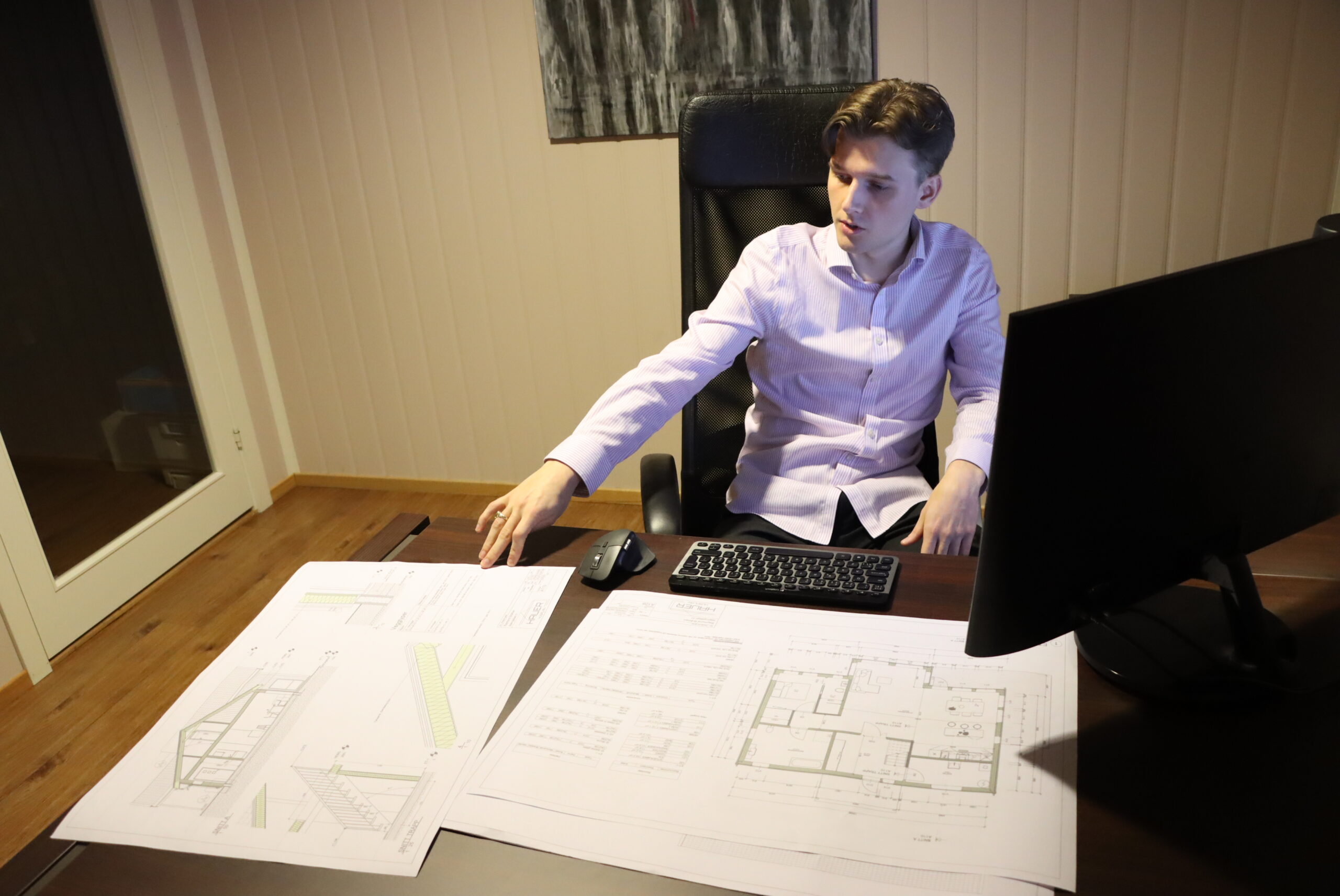 – Noen ganger drømmer jeg om hus om natta, forteller Frende, som har stadig mer å jobbe med.