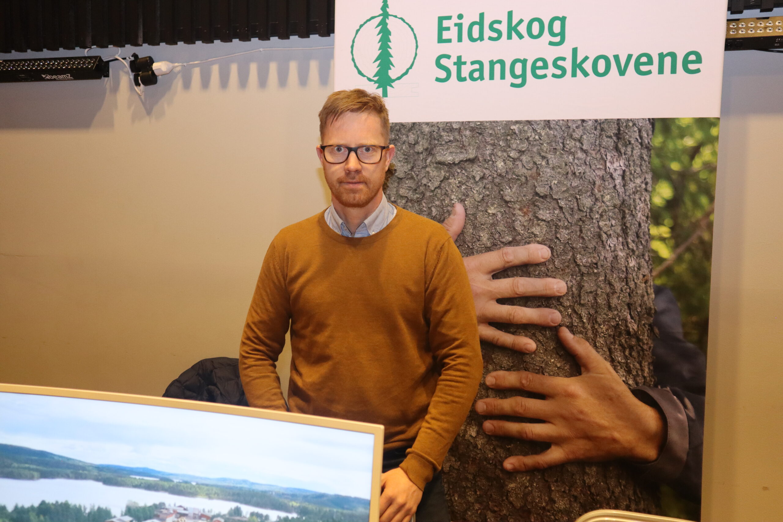 Eidskog Stangeskovene var representert på messa med Terje Osen.