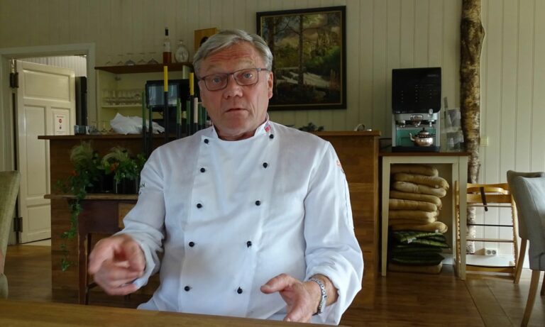 Max Ivan Lindkjølen skal jobbe en del i påsken, men planlegger også et par dager fri.