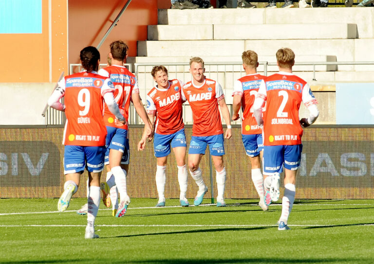Jesper Grundt (t.v.) og Joacim Holtan scoret målene til KIL.