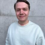Christoffer Henriksen fra Skotterud har gjort drømmen til virkelighet. Hans grafittikunst henger nå på utstilling i Galleri M35 på Tjuvholmen i Oslo