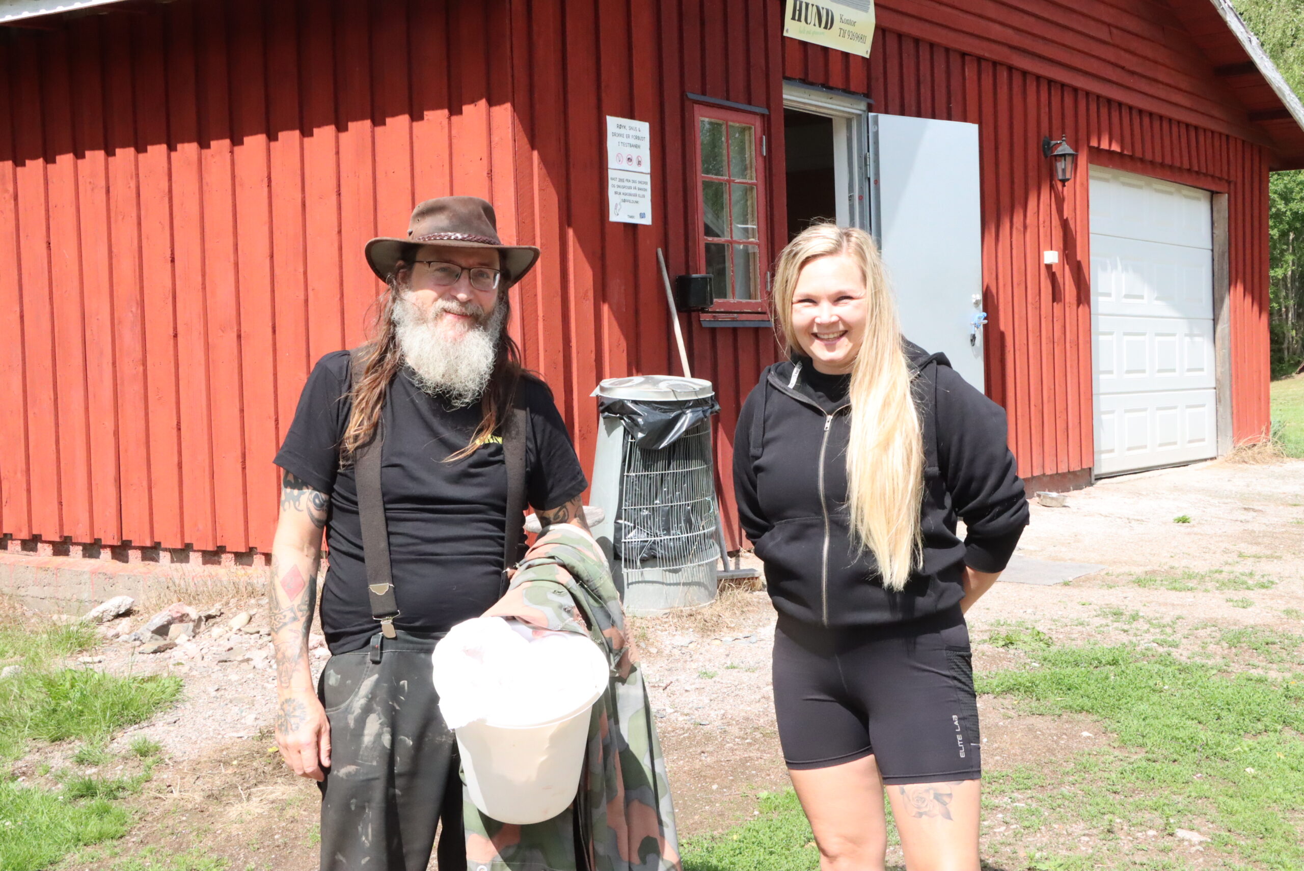 Snorre Skistad og Cathrine Teigbråten er to av mange engasjerte nære grensen.
