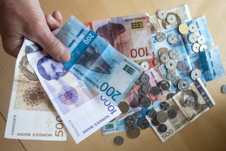 De kraftige renteøkningene gjør at stadig flere nå sliter med å betale renter og avdrag på sine boliglån.