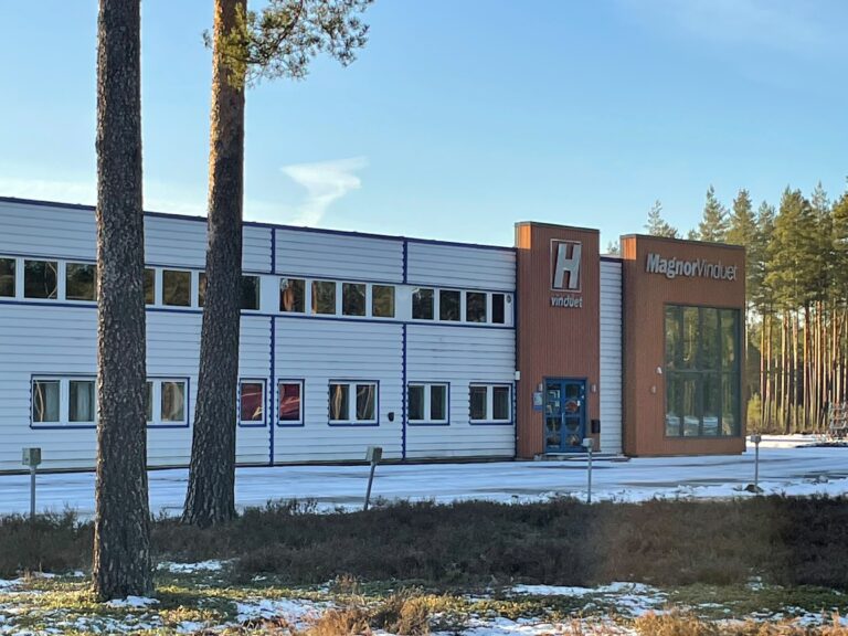 H-Vinduet permitterer flere ansatte.