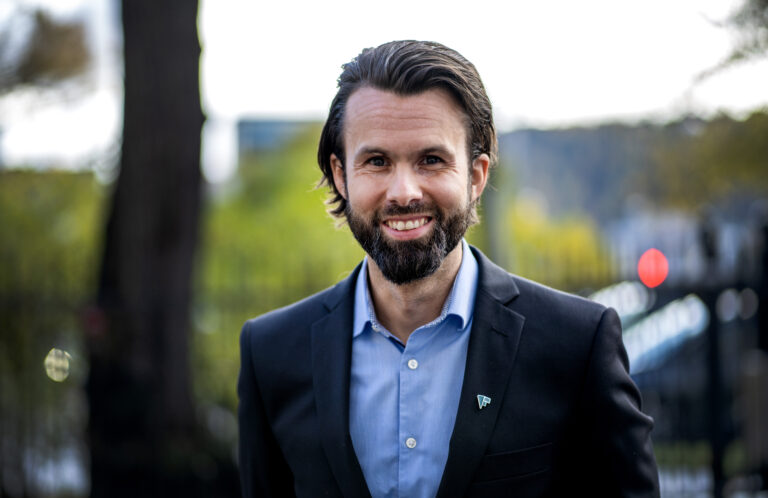 Thomas Iversen i Forbrukerrådet håper mange benytter seg av muligheten til å reservere seg mot dørsalg.