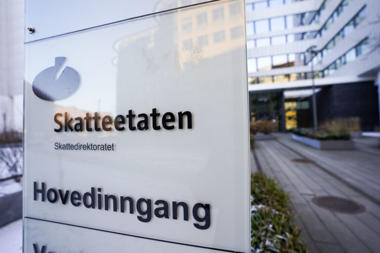 Skatteetaten oppfordrer alle til å gå gjennom skattekortet og sjekke at alt stemmer.