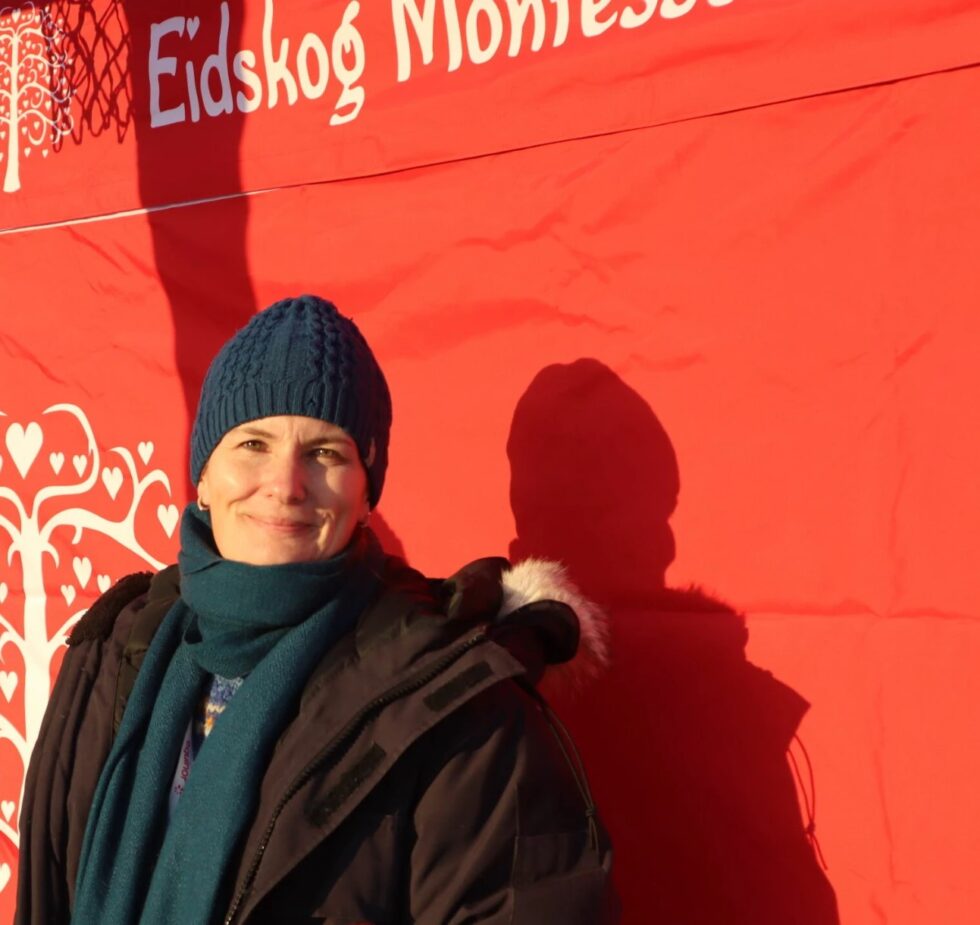 – Det er med vilje at vi heter Eidskog Montessoriskole, og ikke Vestmarka. Det er jo for at alle i kommunen skal kunne søke plass her om de ønsker det, forteller Unni Frøjd-Nilsen, rektor ved Eidskog Montessoriskole.