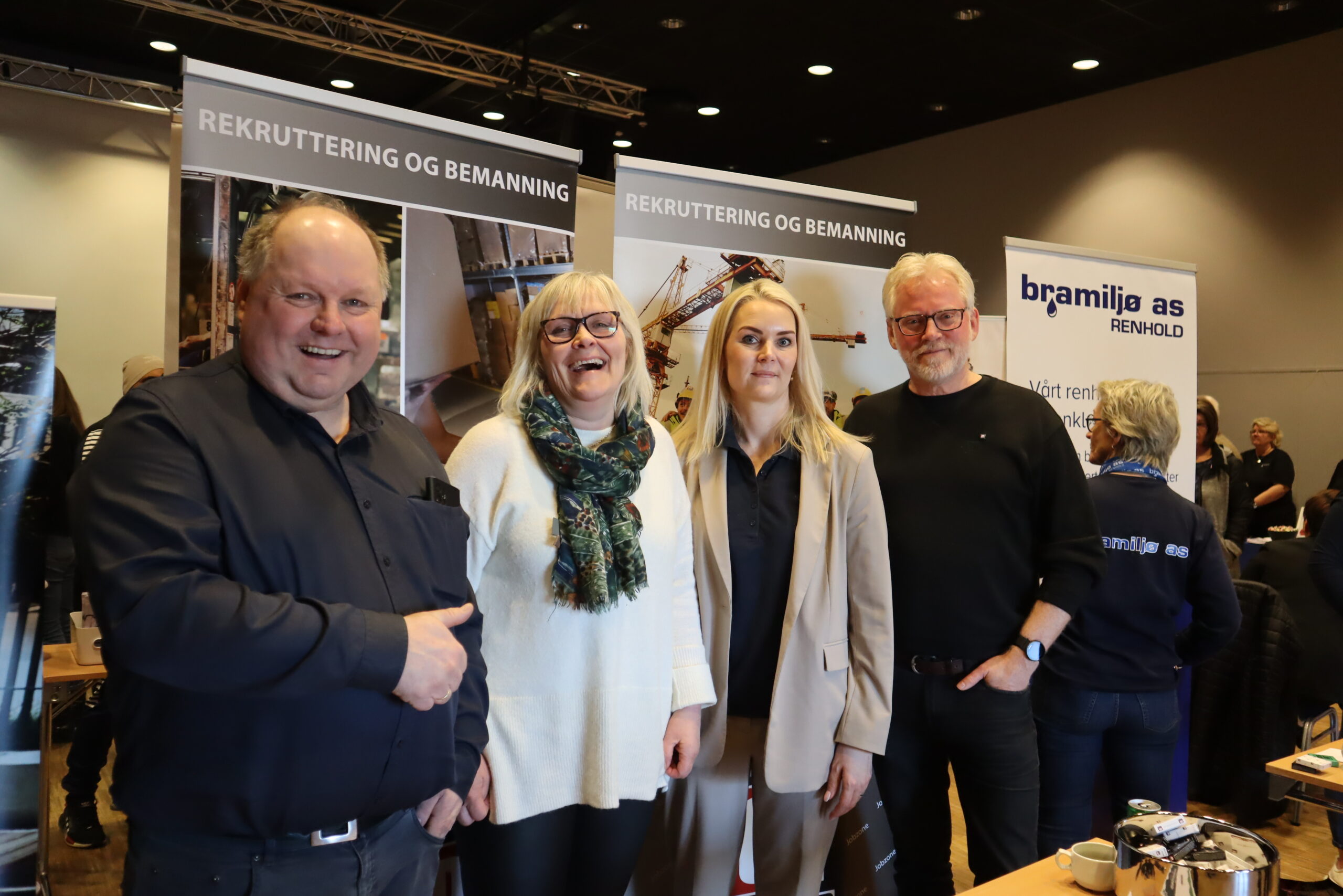 Per Toni Grundt, Anja Ljøner, Stine Gustafson og Dag Holen var på plass for Jobzone.