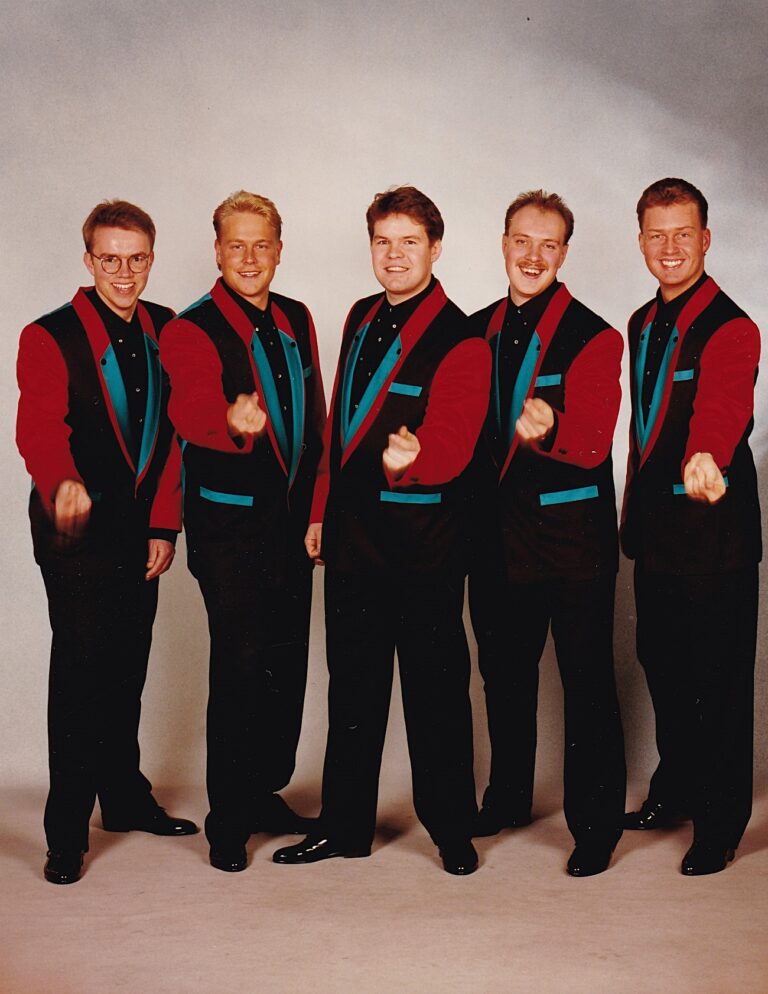 I år er det 40 år siden Trond Erics ble startet og jubileumskonsertene i rådhuset på Skotterud ble rekordraskt utsolgt. Nå blir det også konsert i Skøttruparken til sommeren.