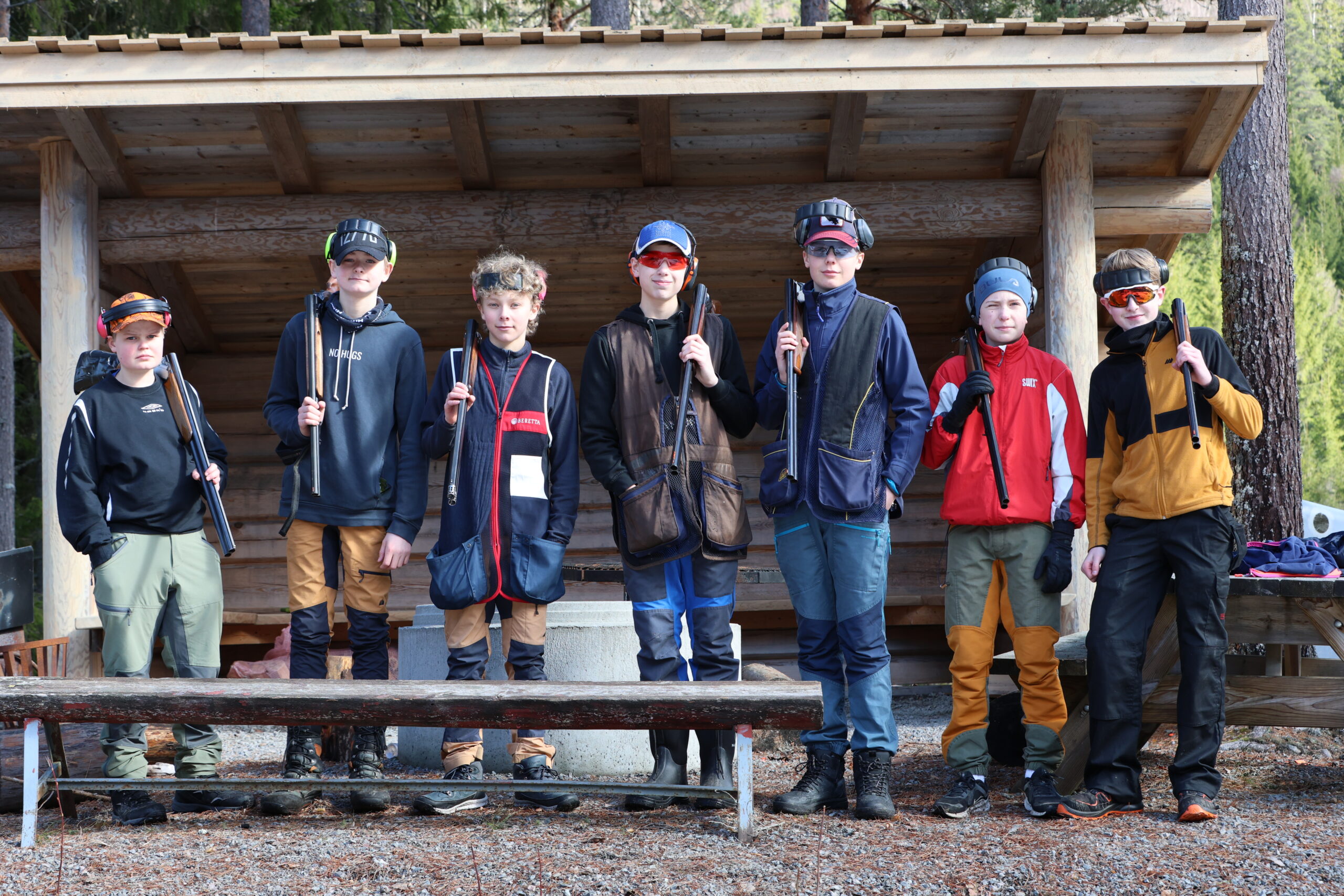Eidskog jeger og fiskeforenings yngre garde: F.v. Hermann Wiee Løvhaugen, Linus Rudberg, Fabian Persson, Amund Slagstad Godtlund, Olav Bergersen, Odin Kvernmo og Alexander Gulbrandsen