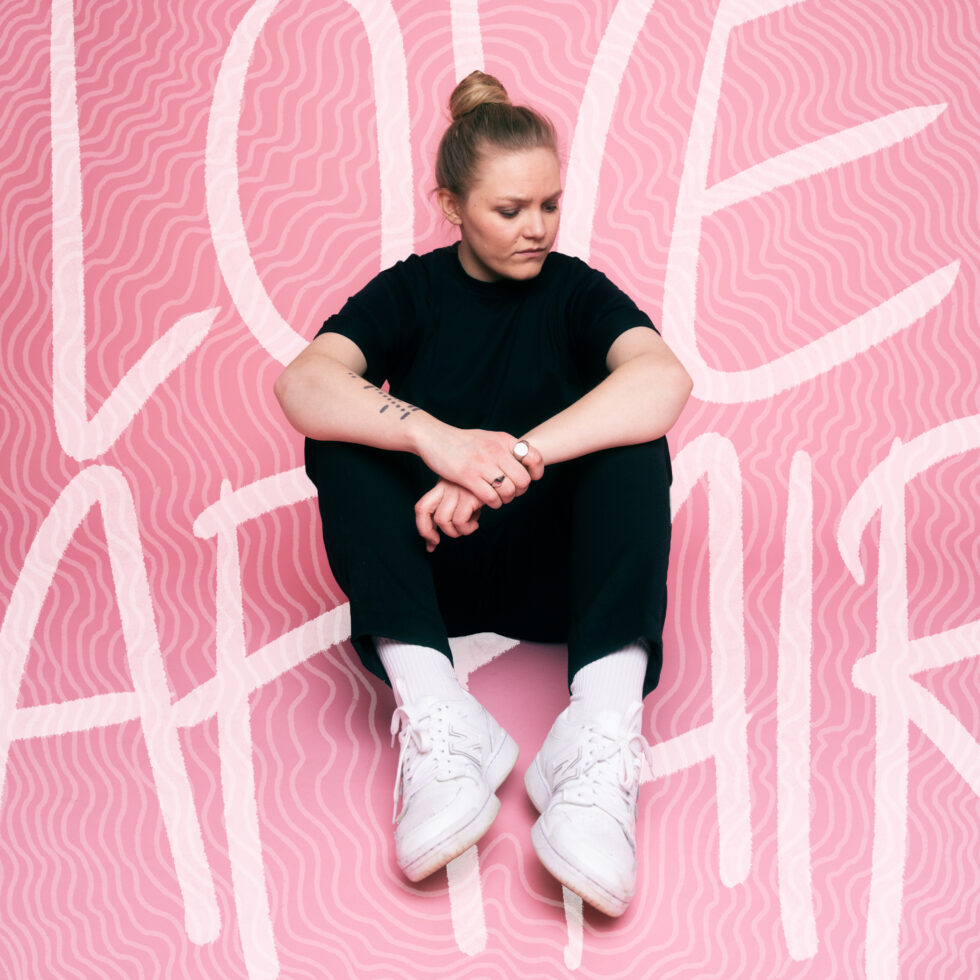 Artisten Matilda fra Eidskog er ute med singelen Love Affair.