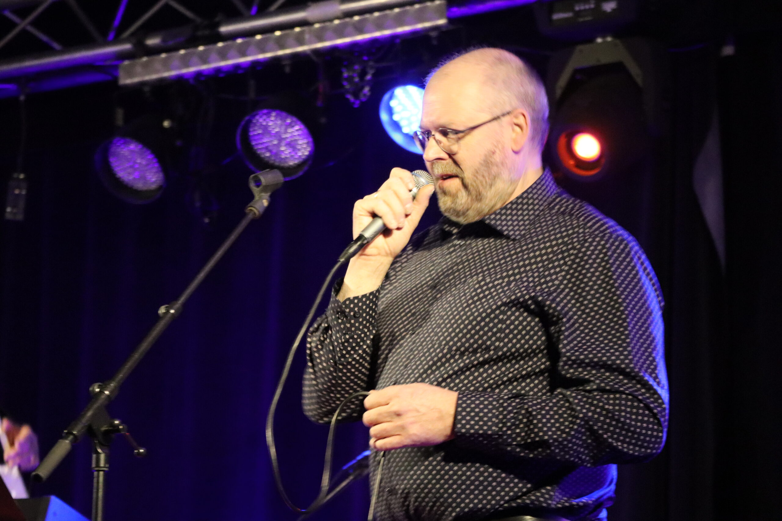 Tor Arne Granstrøm sang "Den gamle tvinne bjørka".