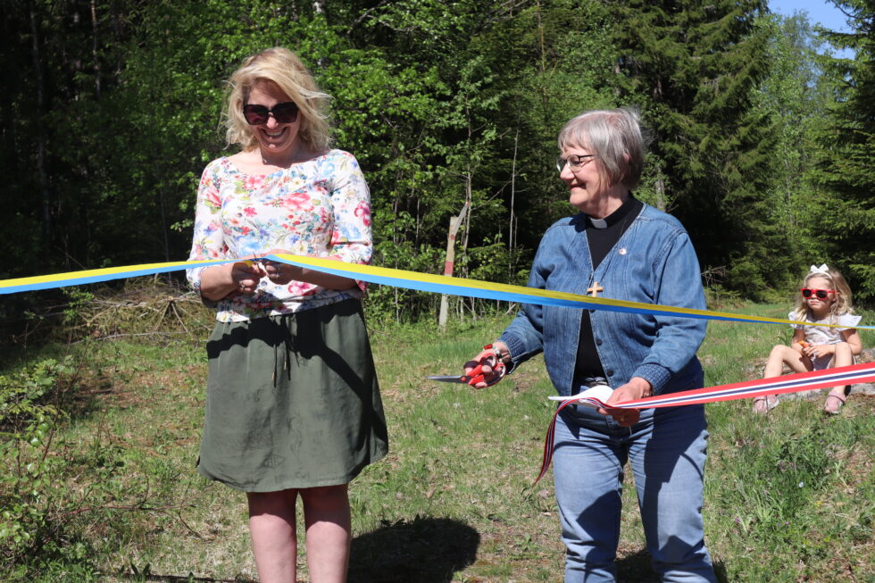 Ordfører Kamilla Thue og Monika Frykselius, Pilgrimsleden Västra Värmland.