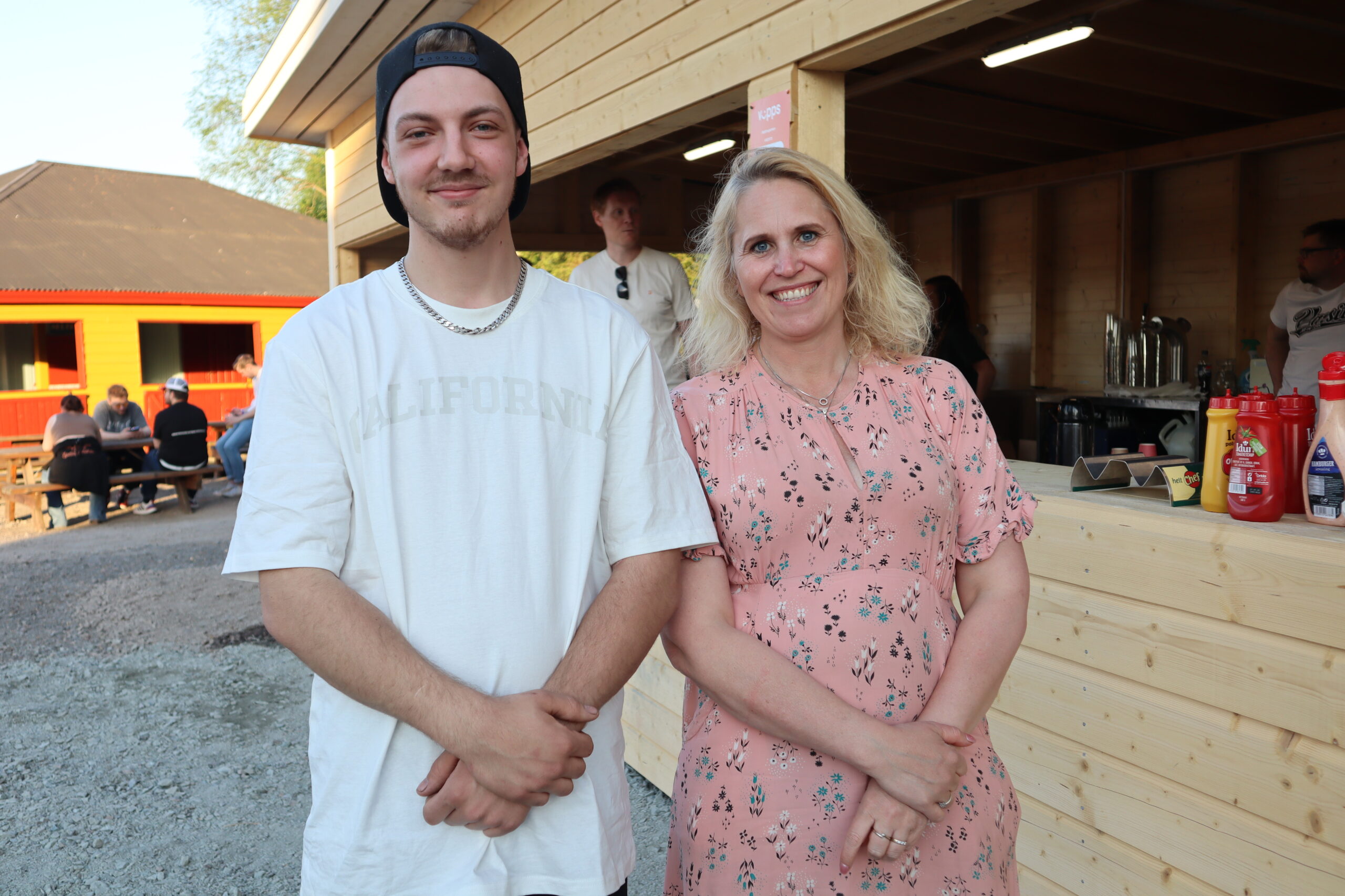 Arne Johan Michaelsen var tilbake for å høre Halva Priset, og ordfører Kamilla Thue hadde dugnadsvakt.