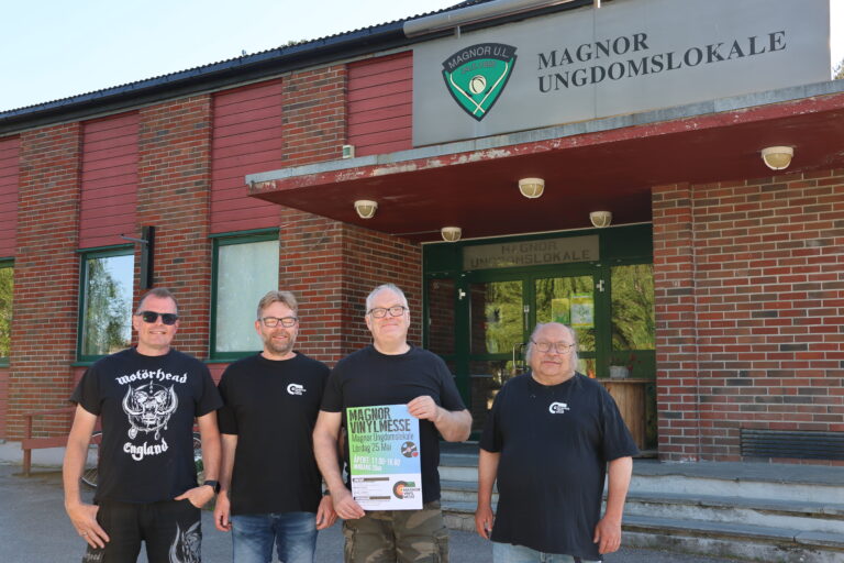 Tom Høiby, Sten Bjørndalen, Morten Nilsen og Ruben Nysether er spente på om publikum er klare for en vårutgave av Magnor Vinylmesse. Svaret får vi på lørdag 25. mai på Magnor Ungdomslokale.
