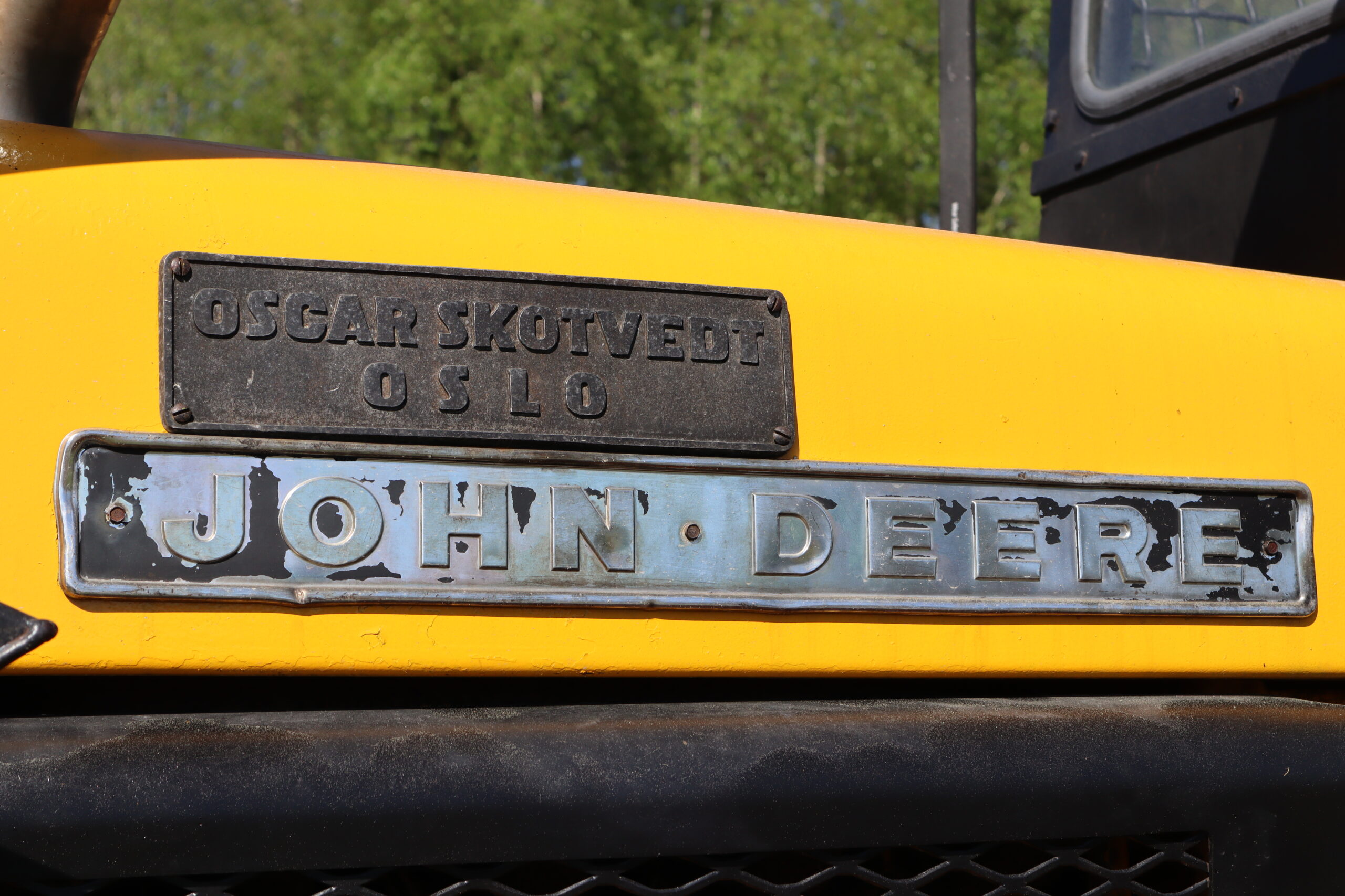 Det meste på John Deere Skiddy'en er originalt, bortsett fra det som er bygget på.