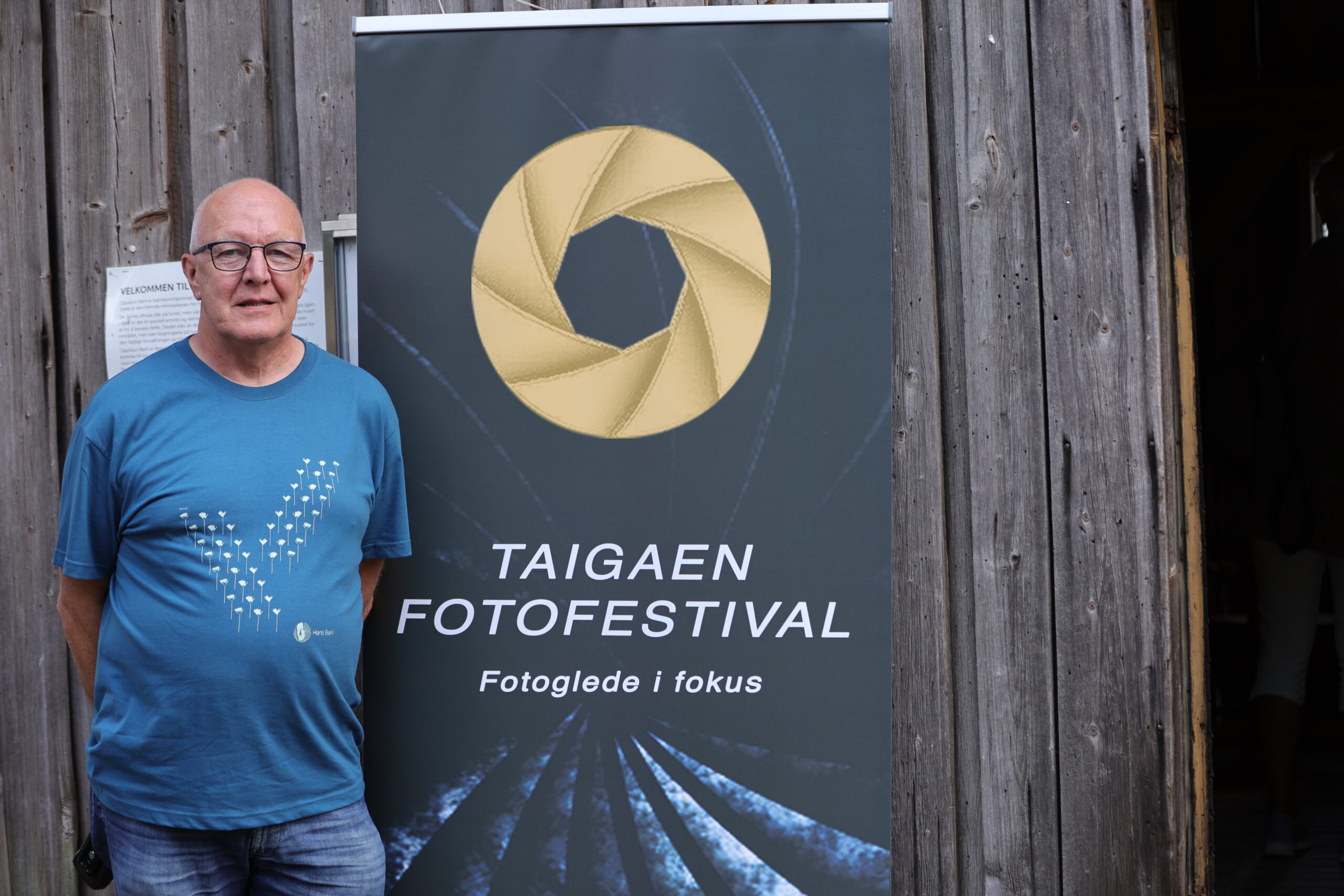 Tom Spjeldnæs fra Elverum fotoklubb viste frem bilder fra en nasjonal konkurranse hvor man skulle velge et fikt av Børli og ta et bilde som passet til.