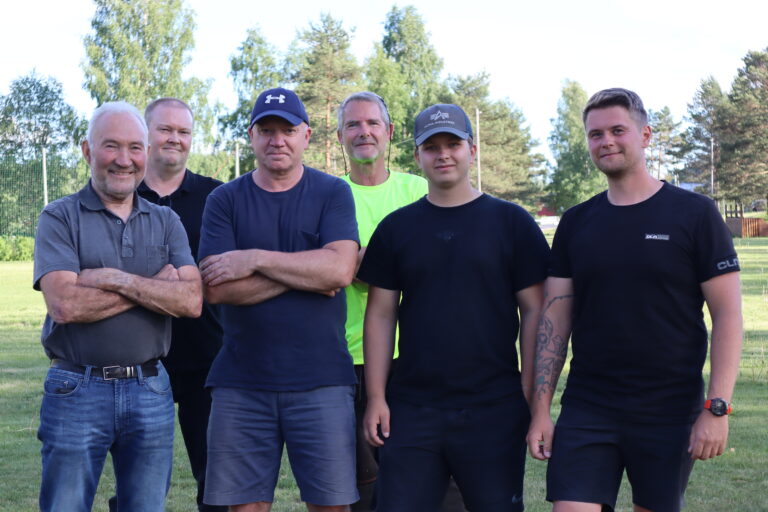 F.v. Ole-Johnny Slåen, Jan Hellevik, Per Håkon Gusterud, Hans Petter Bråthen, Martin Alfredsen og Thomas Michaelsen.
