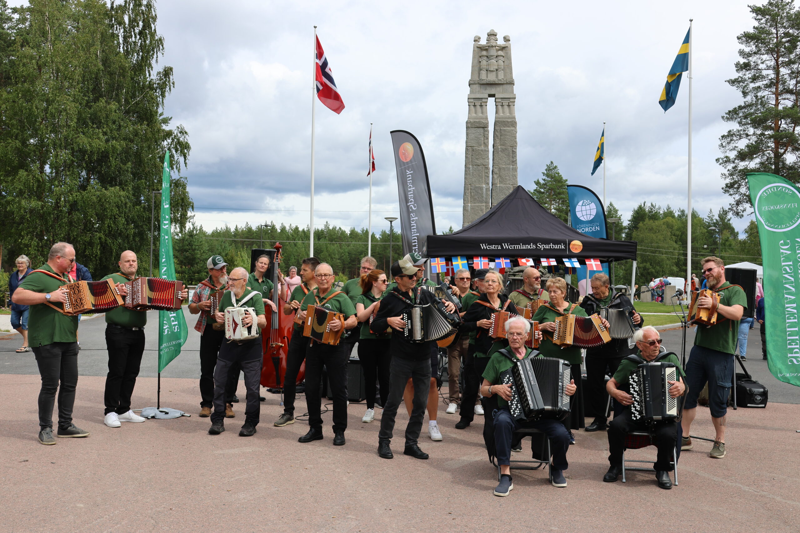 Søndre Finnskogen spellemannslag takket ja med en gang da de ble spurt om å bli med på "Vårens rareste musikkeventyr".