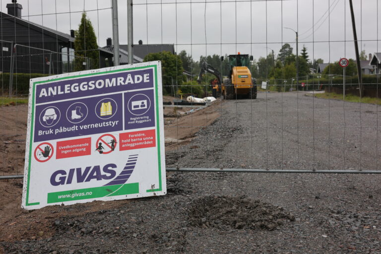 Ved Hallbekken på Skotterud har det oppstått uforutsette problemer for GIVAS.