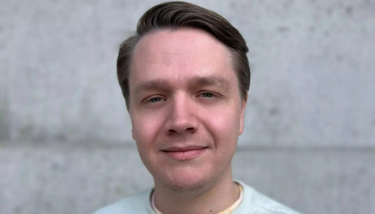 Christoffer Henriksen fra Skotterud har gjort en 16 år gammel drøm til virkelighet.