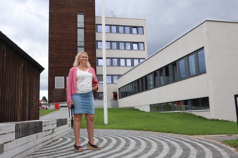 Da Kamilla Thue ble valgt inn i kommunestyret i 2003, var det ingen som kunne fortelle henne hvor veien videre ville gå. Gjennom den har hun møtt både gode og tøffe stunder.