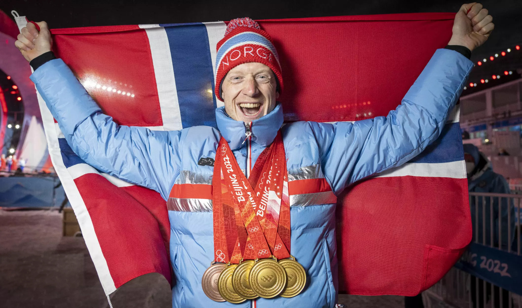 Johannes har hatt sine beste år som skiskytter etter at han flyttet til Kongsvinger. Under OL i Kina i 2022 tok han fire gull og en bronse.