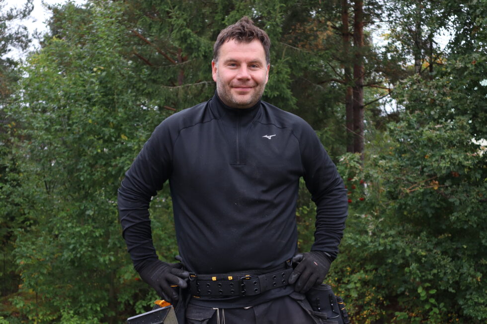 Ole Martin Slartmann (40) fra Eidskog lever ut drømmen gjennom OMSBYGG.