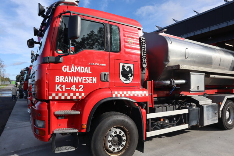 Nødetatene er på vei til en melding om brann i bolig på Magnor.