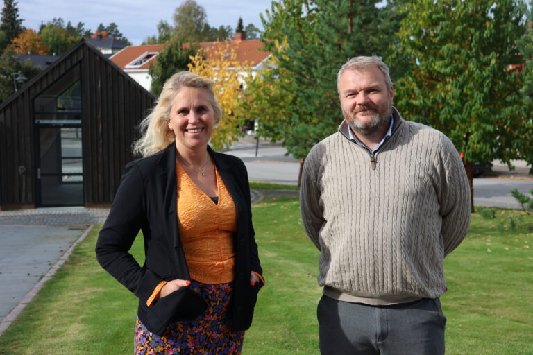 Ordfører Kamilla Thue (Ap) og konstituert kommunedirektør Nils Johansen ønsker innspill og synspunkter fra eidskogingene.