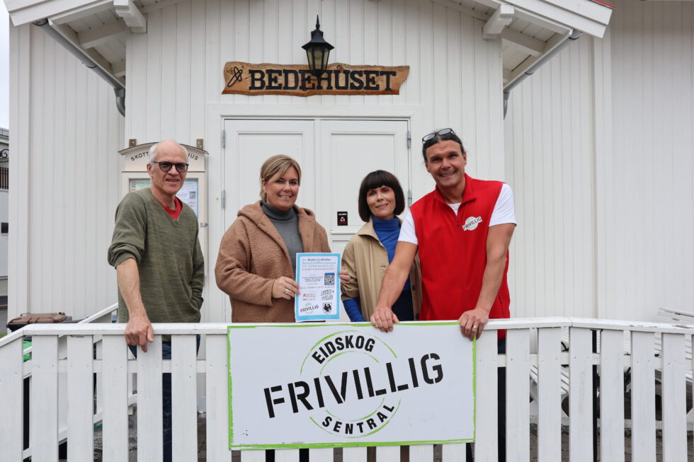 Jostein Verpe (f.v.), Line Billerud, Hilde Mæhlum Sørensen og Jocke Leveborn Nilsson er frivillige i forbindelse med årets TV-aksjon, og håper at flere har lyst til å være med å bidra.