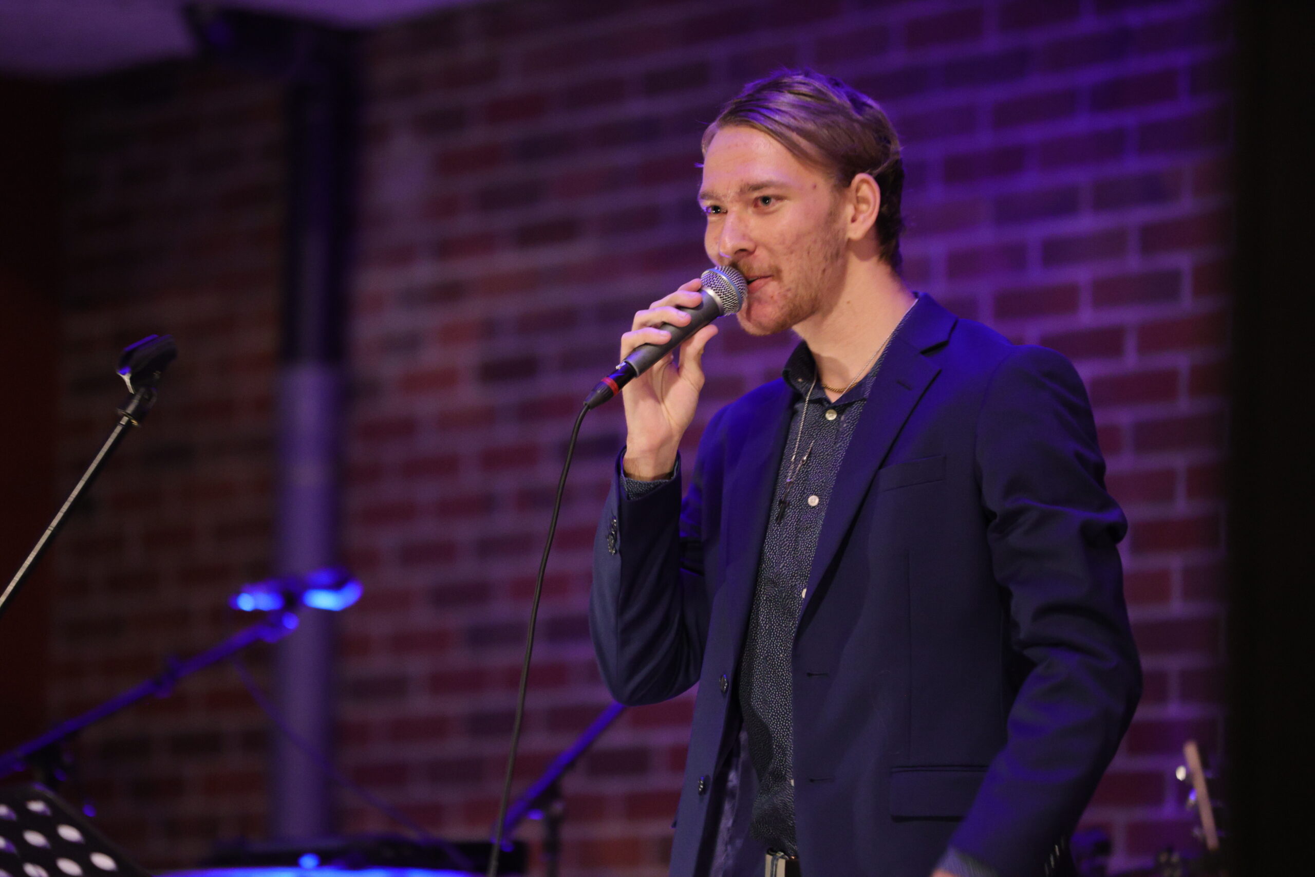 Philip Haga Nilsson opptrer i Eidskog kirke søndag 7.desember.
