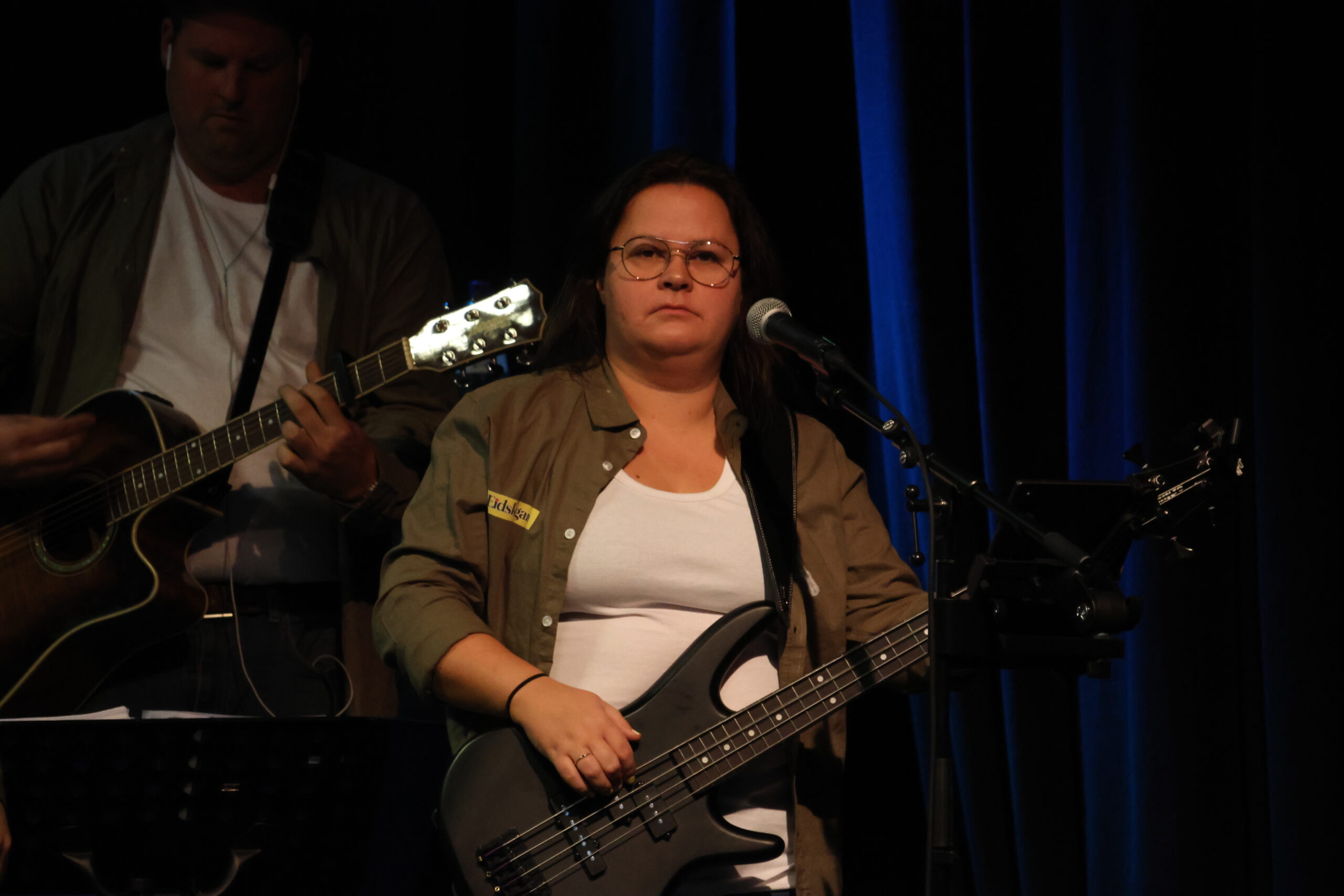 Hilde Jerpseth spiller bass i Eidskogarna.
