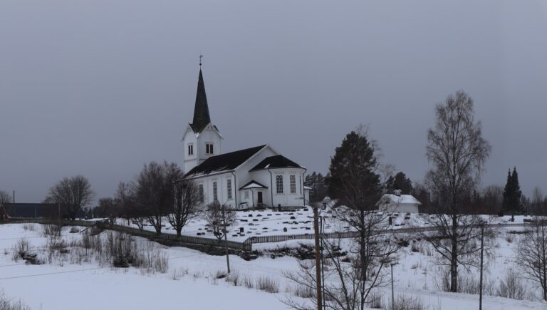 Vestmarka kirke er en av kirkene det arrangeres gudstjeneste i i forbindelse med julehøytiden.