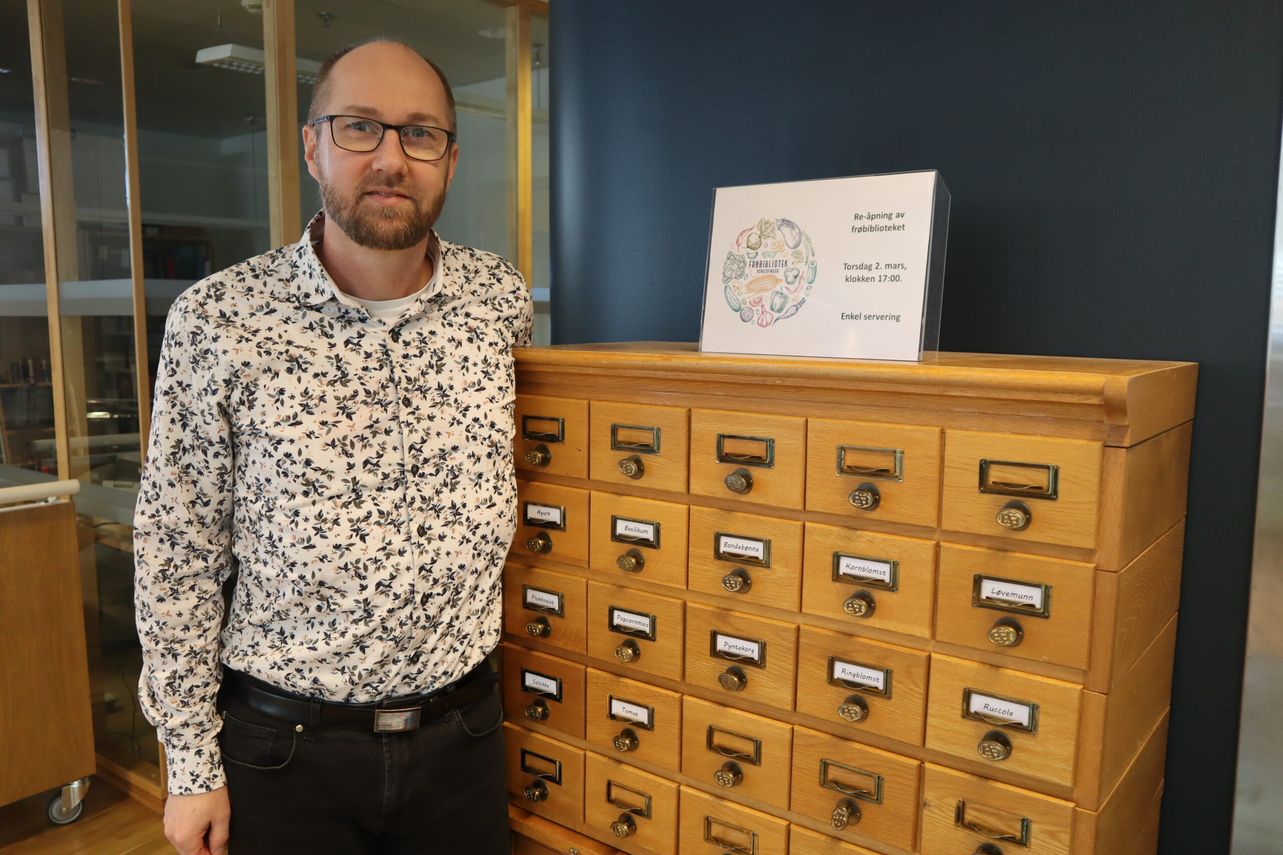 Per Ness Grøtterud, biblioteksjef i Kongsvinger er glad for den økonomiske støtten fra fylkeskommunen i forbindelse med 200-årsmarkeringen av den første utvandringen til Nord-Amerika.