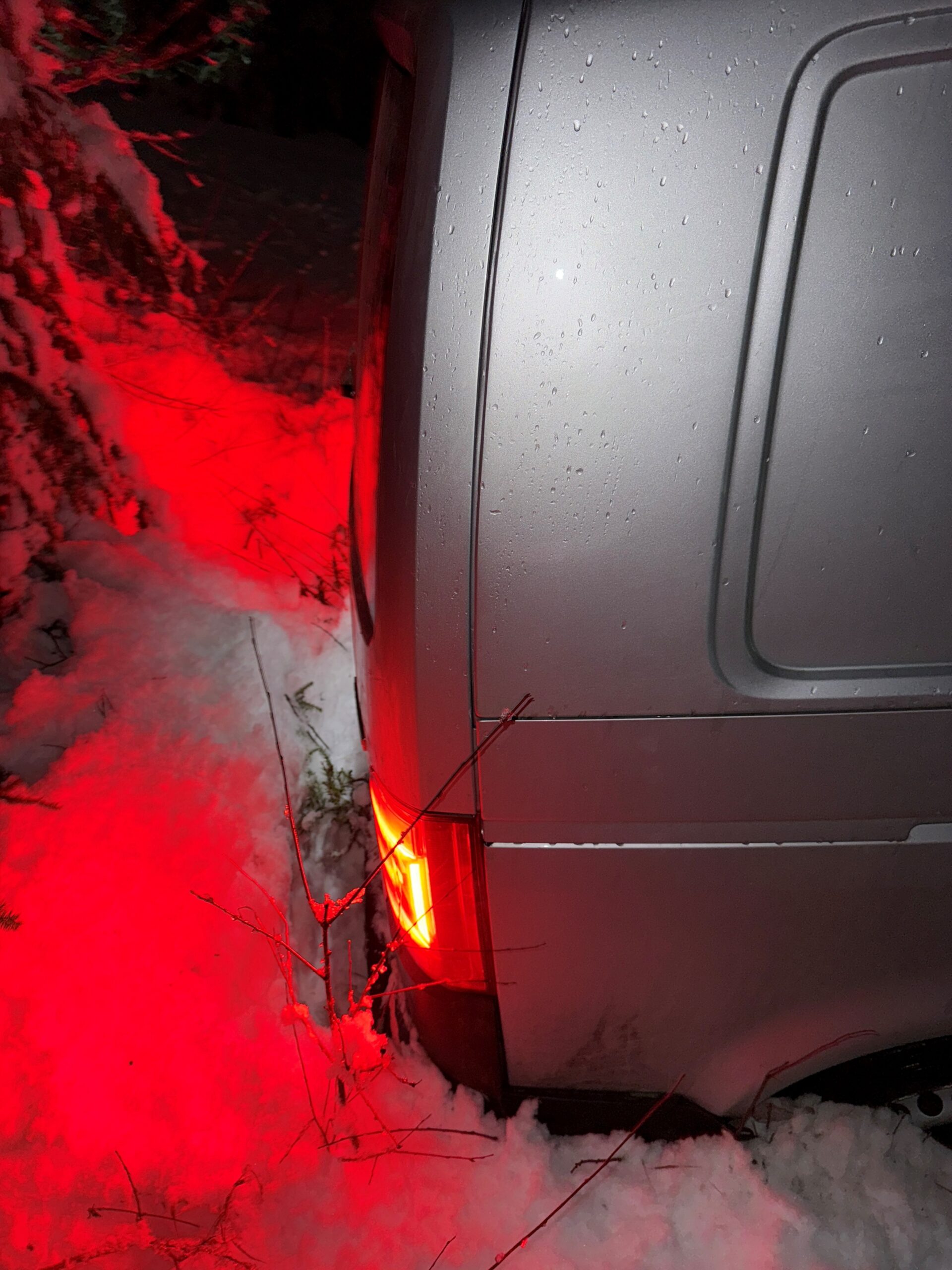 Bilen satt bom fast og kunne ikke komme seg løs uten hjelp