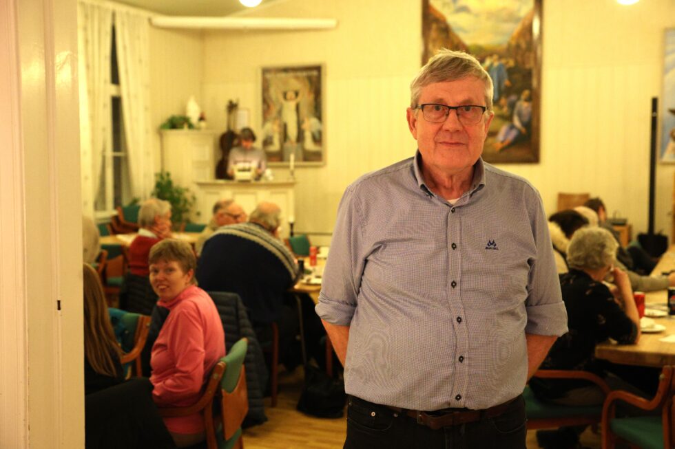 Arne Delviken syns det er hyggelig å fylle lokalene på Bedehuset til taco-kvelder.
