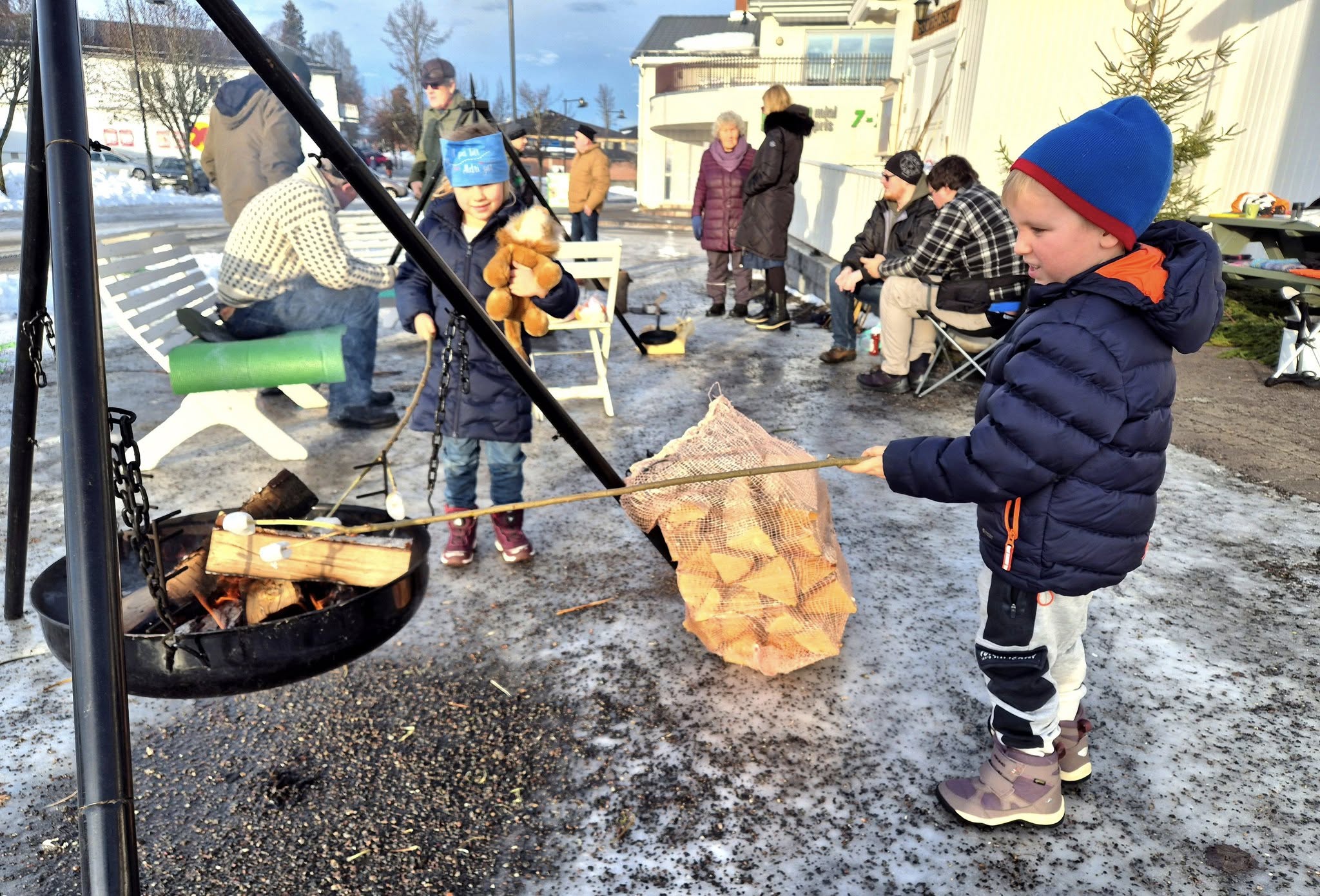 På Skotterud satt de i friluftslivets år på en litt annen måte.
