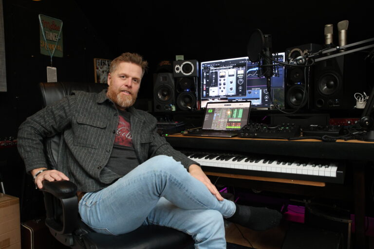 Ole Kristian Ruud har lagd mye forskjellig fra sitt eget musikkstudio.