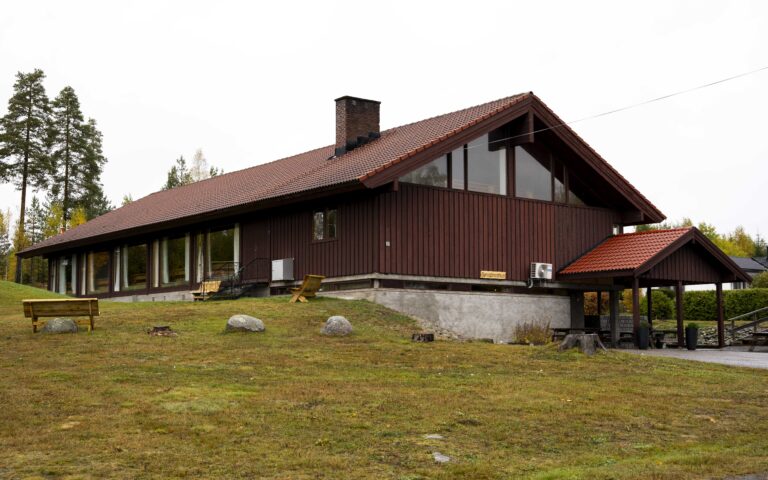 På Bøndenes hus på Skotterud arrangerer Eidskog bygdekvinnelag kafe og foredrag onsdag kveld. Alle inntektene går til kreftsaken.