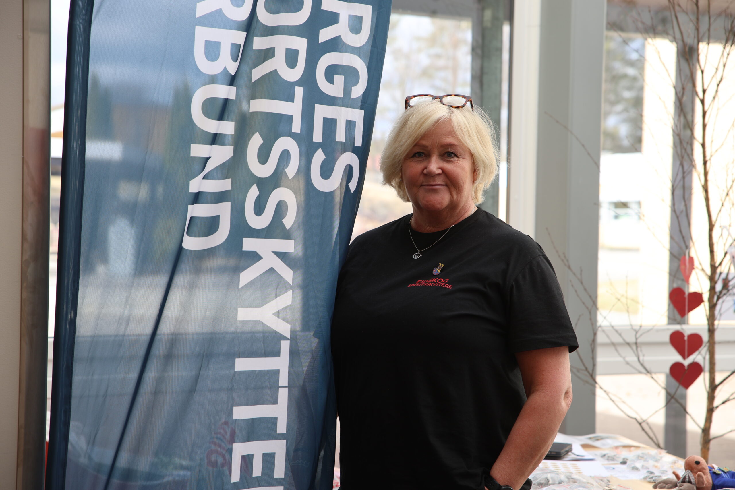 Leder i Eidskog sportsskyttere, Wenche Horten syns det var stas at klubben igjen fikk lov å arrangere landsskytterstevne for rekrutter.